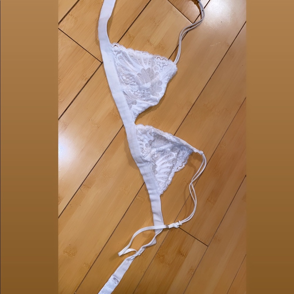 White lace bralette